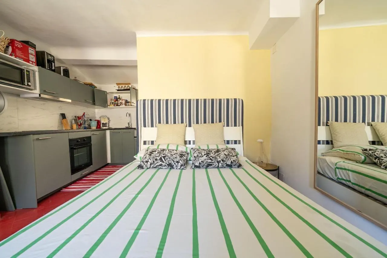 Catherine Studios Aix-en-Provence 0*,